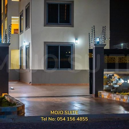 Mojo Apartment, Tema Esterno foto