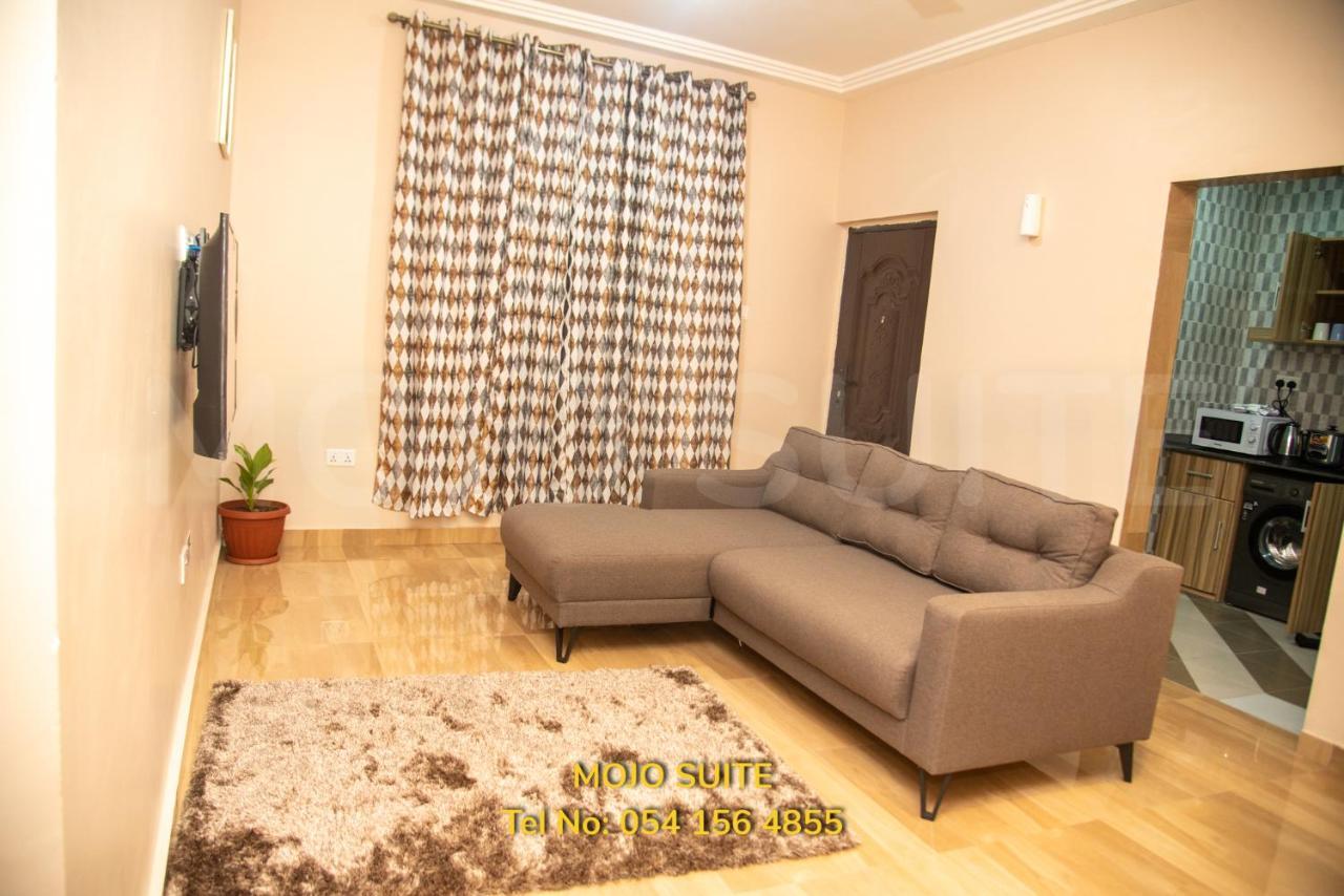 Mojo Apartment, Tema Esterno foto