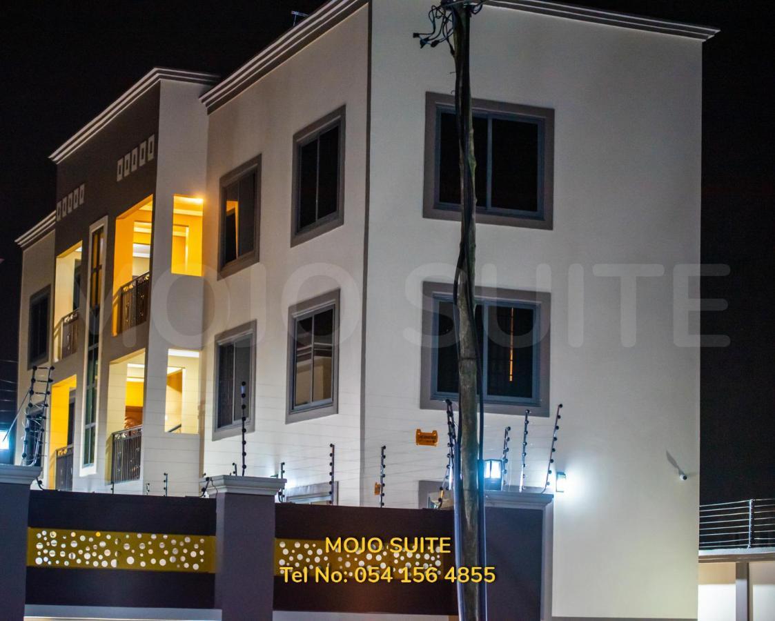 Mojo Apartment, Tema Esterno foto